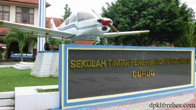 5 Sekolah Pilot di Indonesia Termurah